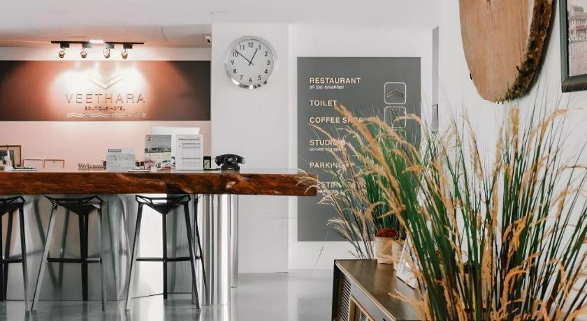 Veethara Boutique Hotel Удон Тани Екстериор снимка