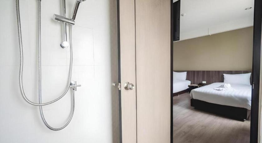 Veethara Boutique Hotel Удон Тани Екстериор снимка