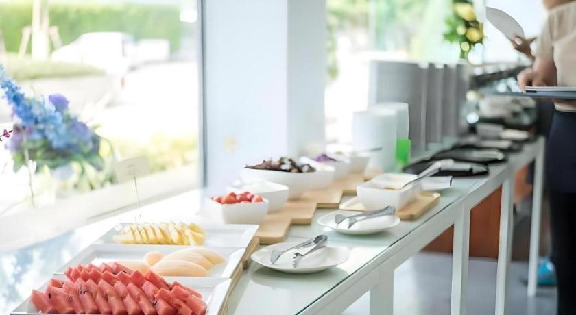 Veethara Boutique Hotel Удон Тани Екстериор снимка
