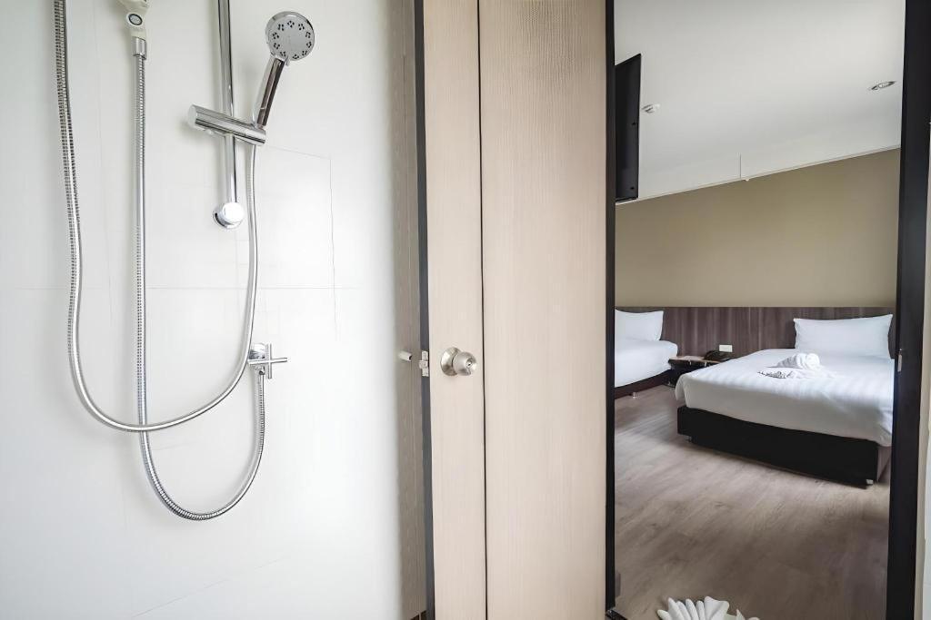 Veethara Boutique Hotel Удон Тани Екстериор снимка