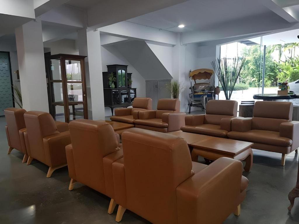 Veethara Boutique Hotel Удон Тани Екстериор снимка
